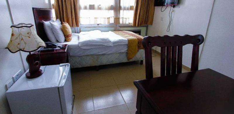 לגוס Beni Hotel מראה חיצוני תמונה