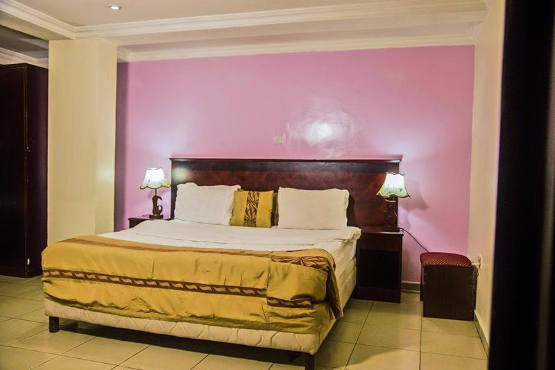 לגוס Beni Hotel מראה חיצוני תמונה