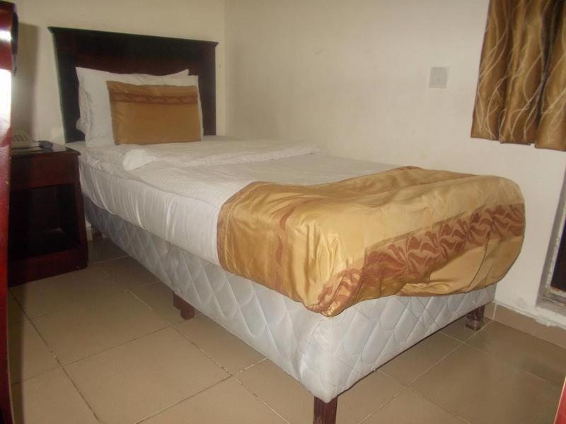 לגוס Beni Hotel מראה חיצוני תמונה