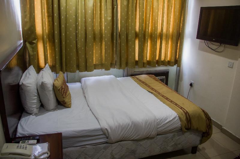 לגוס Beni Hotel מראה חיצוני תמונה