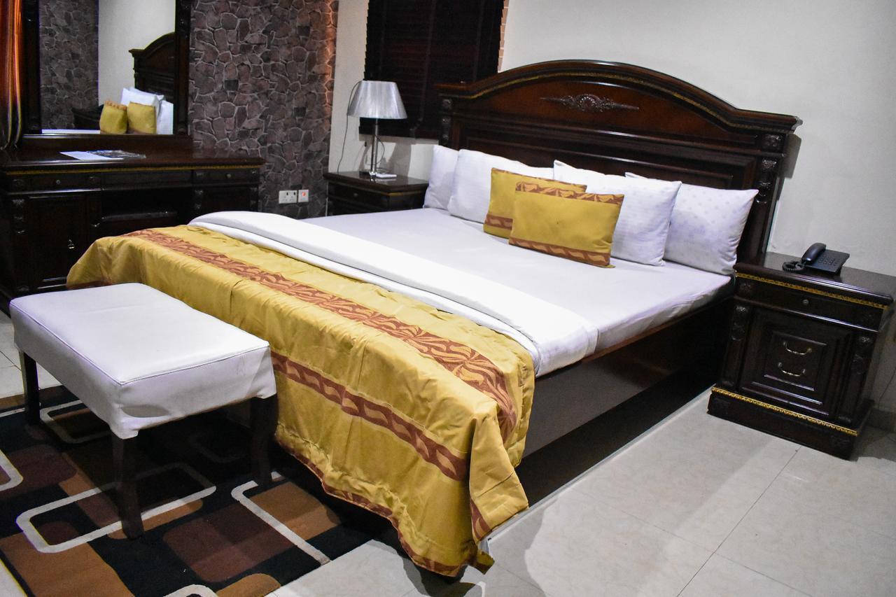 לגוס Beni Hotel מראה חיצוני תמונה